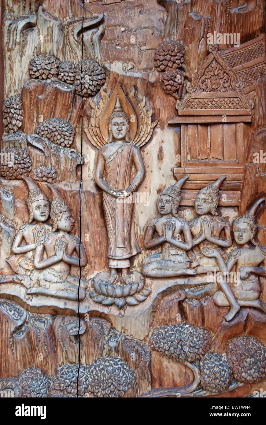 Thailand Asien Buddhismus Religion Buddha Ahimsha glauben Sangkhlaburi Sanglaburi Asien Wat Pagode Tempel Holz Stockfoto