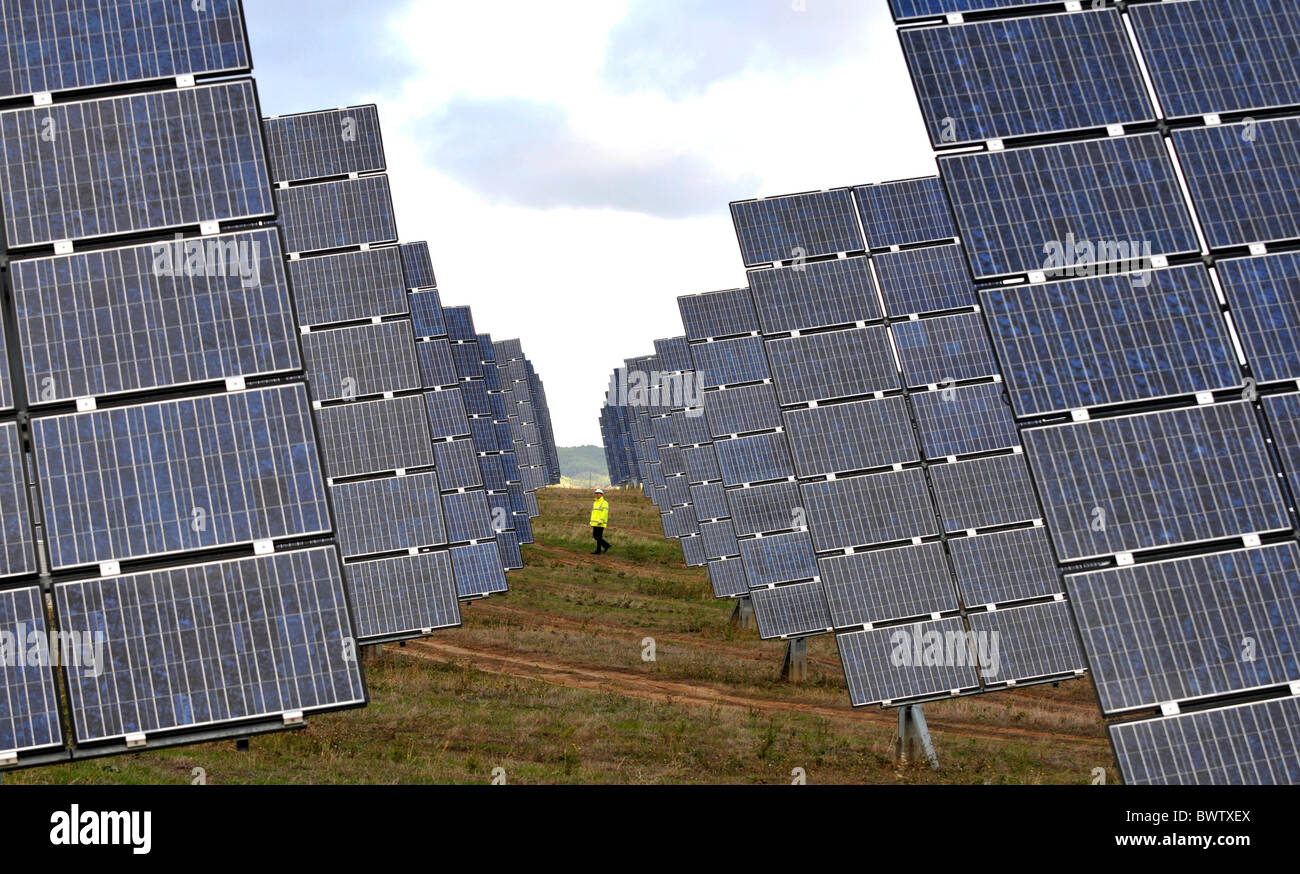Solarstrom-Bauernhof, Solarstrom Parkkomplex in Los Arcos, Navarra, Spanien Stockfoto