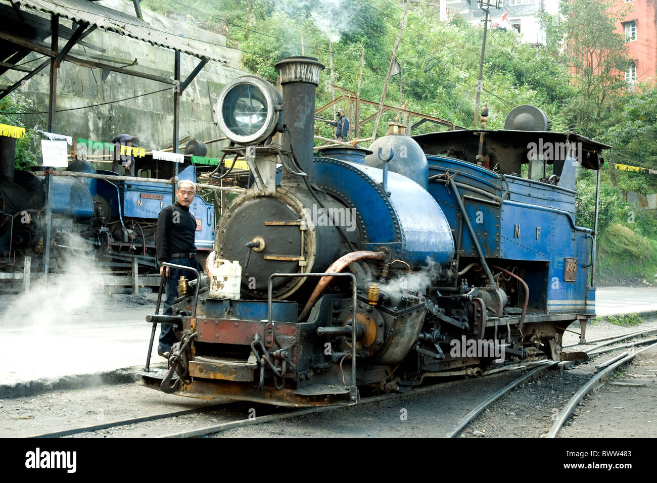 Alte Dampflokomotiven mit einem britischen Ursprungs funktionieren nach wie vor auf die auf der Grundlage von Darjeeling Himalayan railway Stockfoto