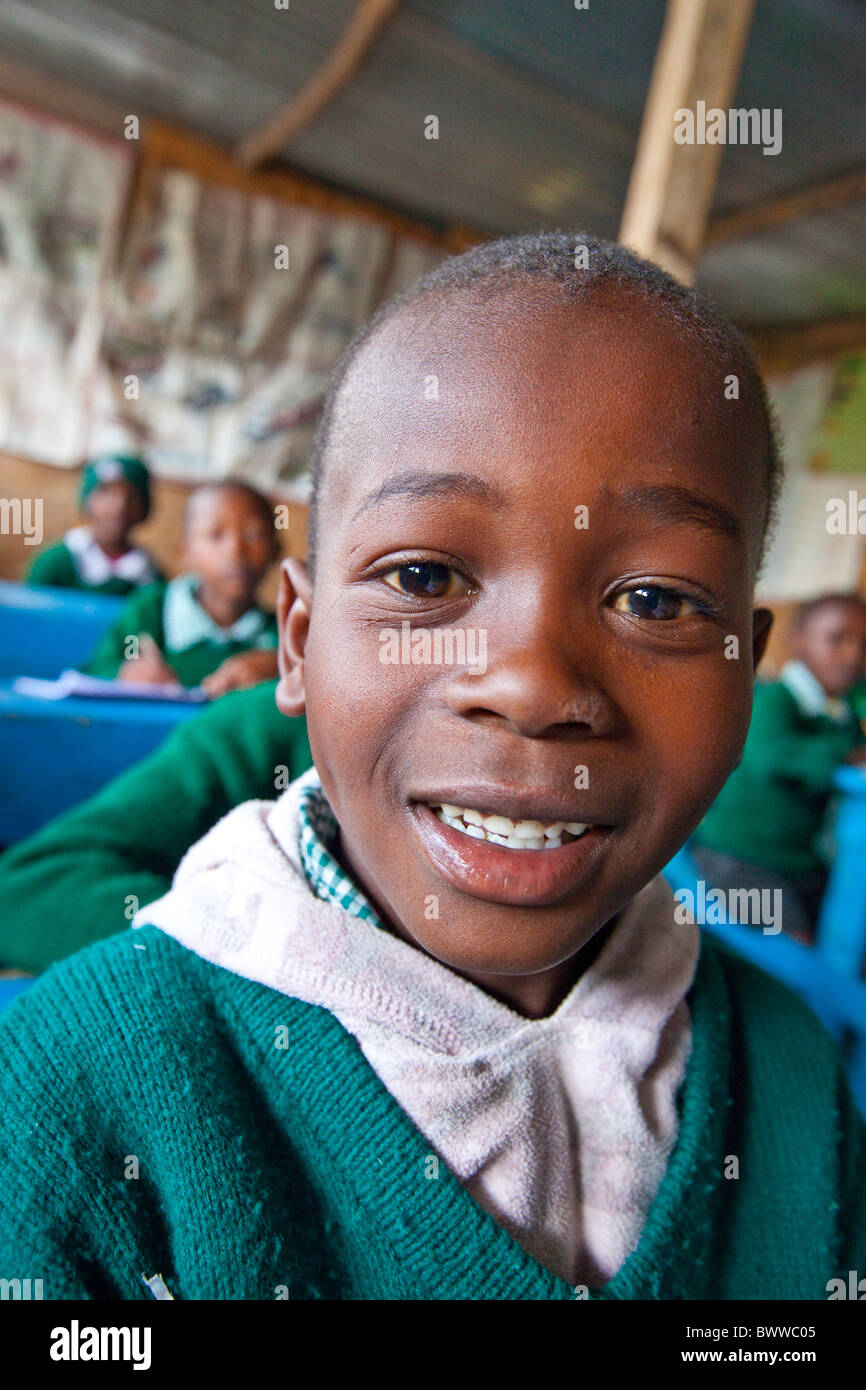 Schüler aus Mathare Slums Maji Mazuri Zentrum und Schule, Nairobi, Kenia Stockfoto