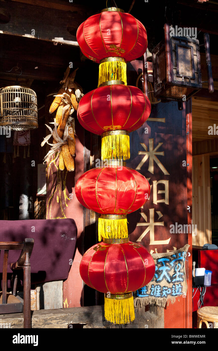 Rote Lampions, Lijiang, Provinz Yunnan, China Stockfoto