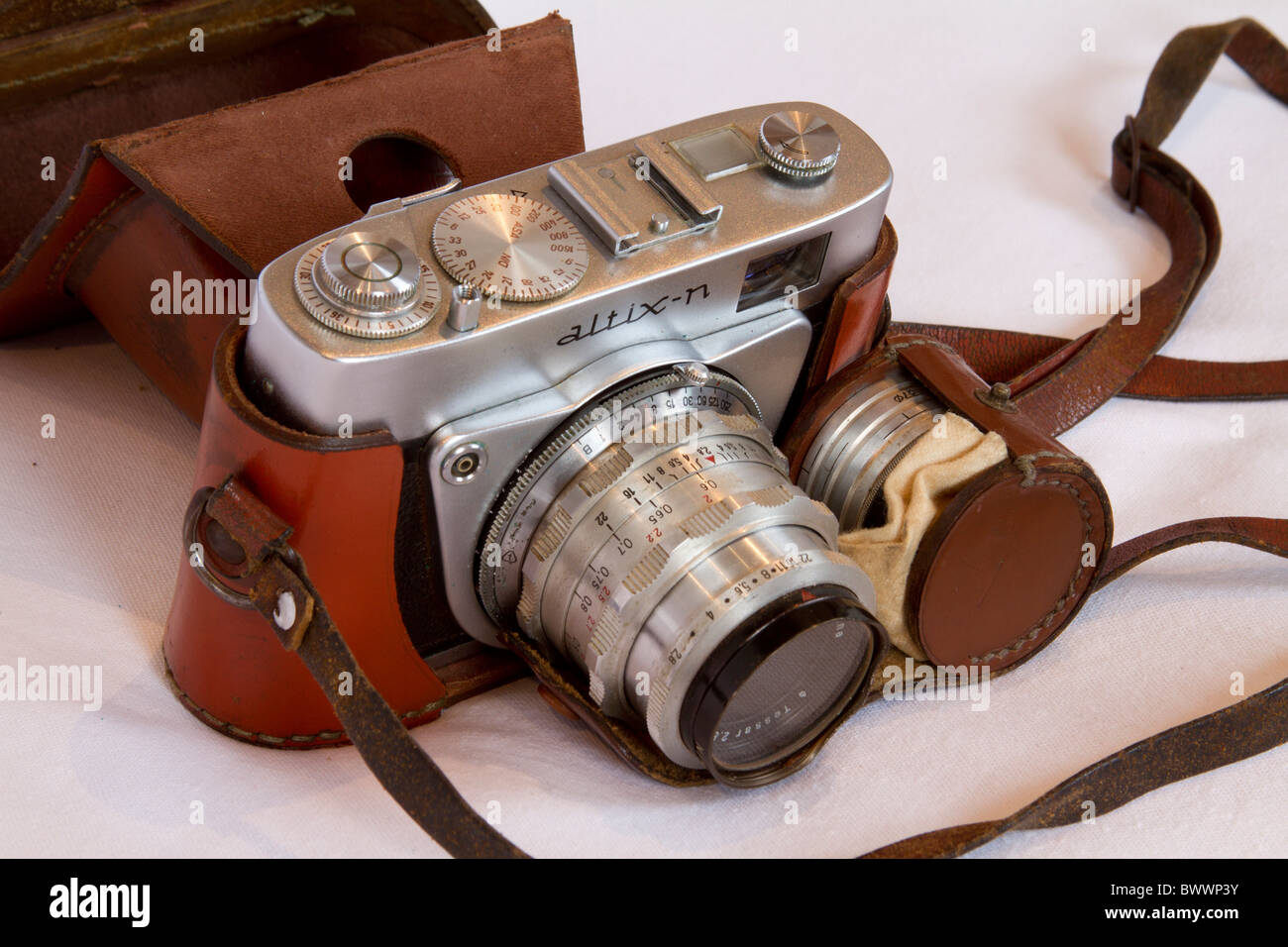 alten 35mm-Kamera Altix mit Filter Stockfoto