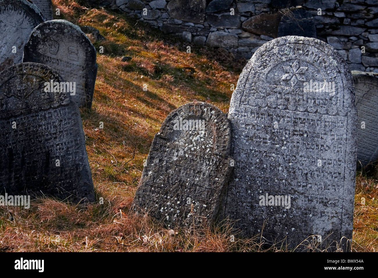 der alte jüdische Grabstein Stockfoto