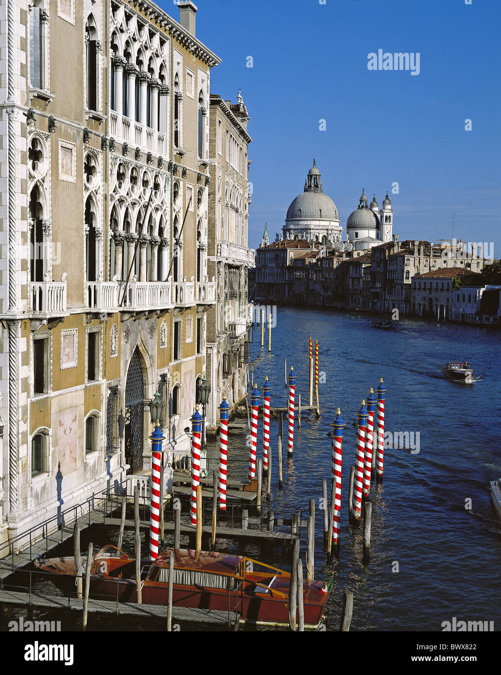 Italien-Europa-Venedig Fassaden Canal Grande Santa Maria della Salute Stockfoto