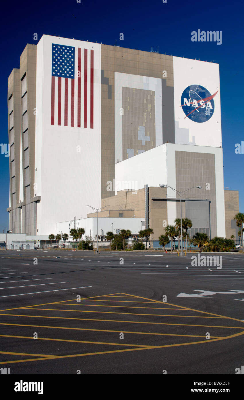 Die Fahrzeugmontage Gebäude am Kennedy Space Center nach Beschädigung durch einen Hurrikan Stockfoto