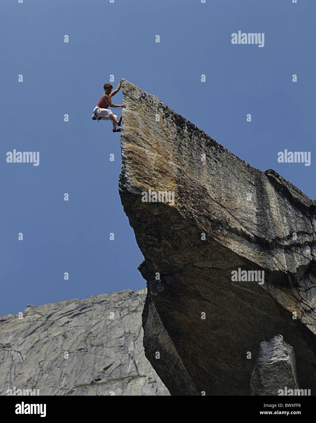 Bergsteigen, Sport Crag Frau Klettern Sport Freeclimbing Stockfoto