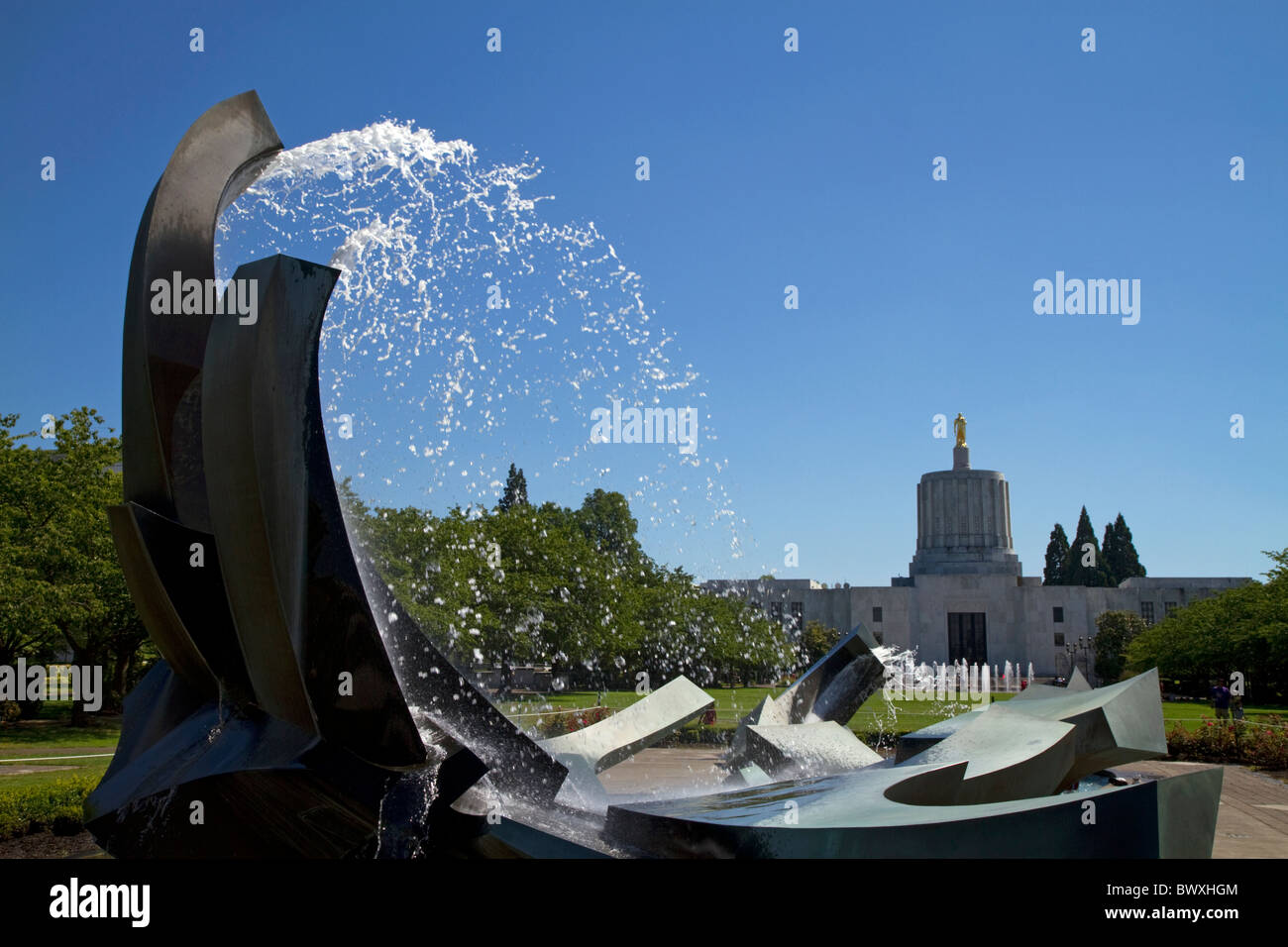 Die Oregon Capitol Mall Sprague Brunnen befindet sich in Salem, Oregon, USA. Stockfoto