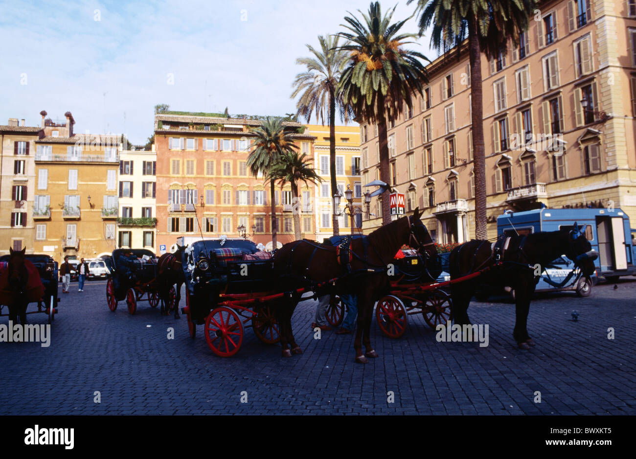 Italien Europa leben Person Pferd Auto Piazza Spagna Rom Stockfoto