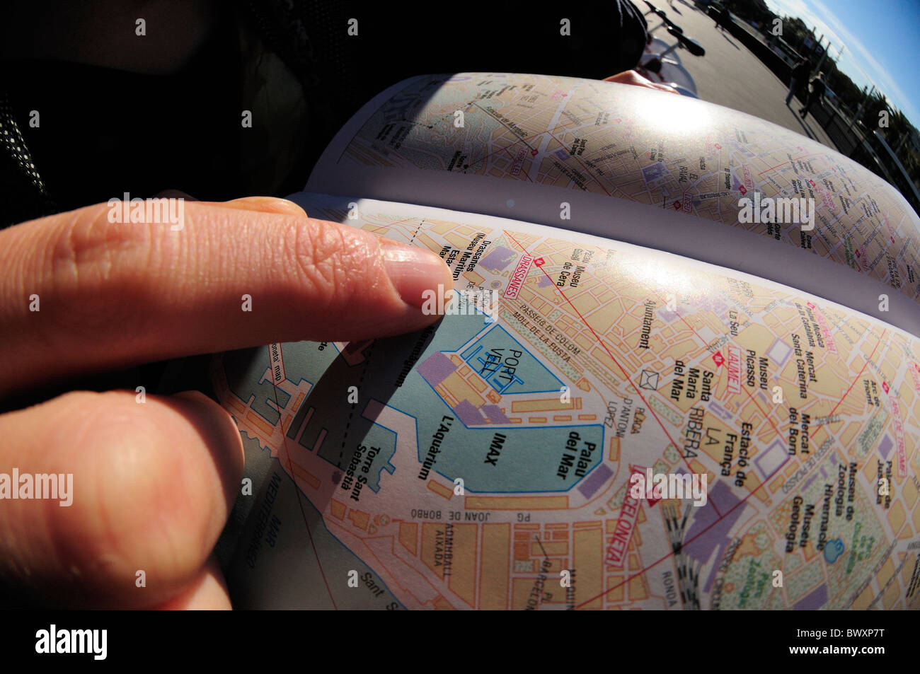 Hinweis im Reiseführer, Port Vell, Barcelona, Spanien Stockfoto