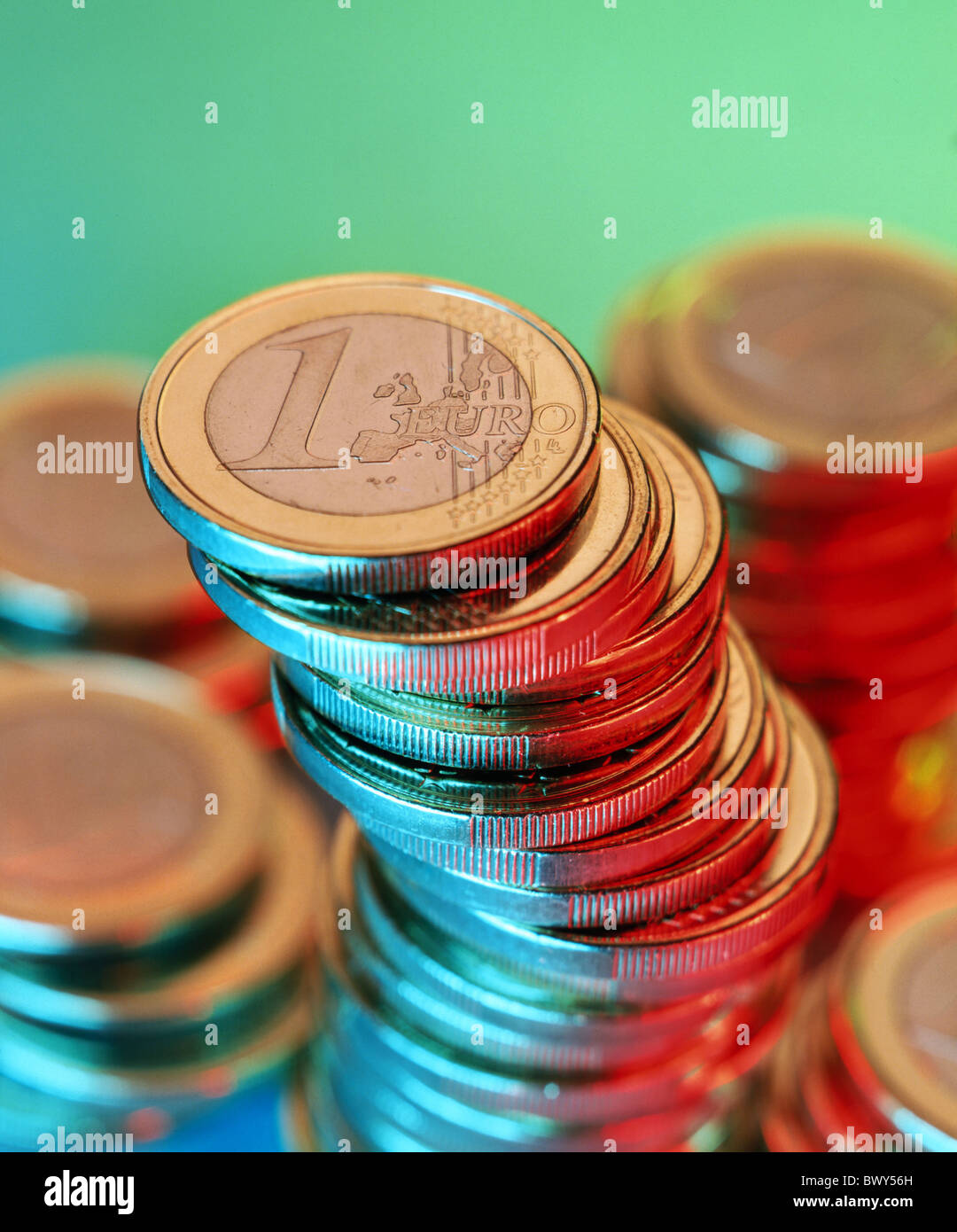 wirklich Münzen Pfähle große Mengen Studio Beleuchtung Eurowährung Stockfoto