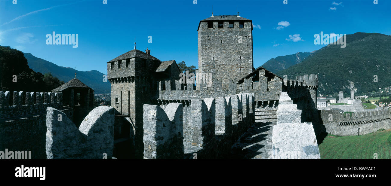 Architektur Bellinzona Kanton Tessin Castello di Montebello Burg historische militärische Festungsanlage Stockfoto