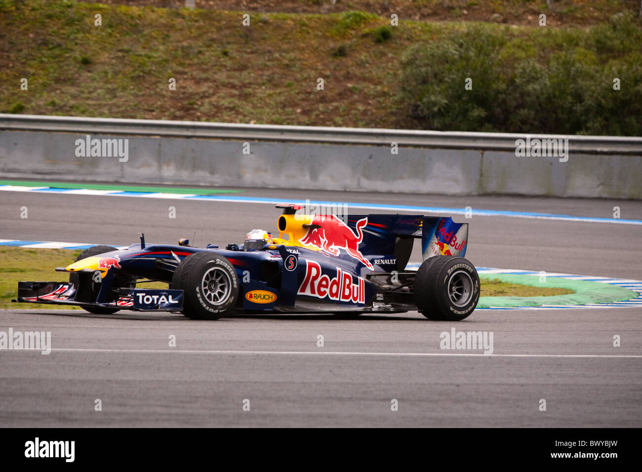 13.02.2010, Formel 1, Jerez, Red Bull, S. Vettel, test, nass Stockfoto