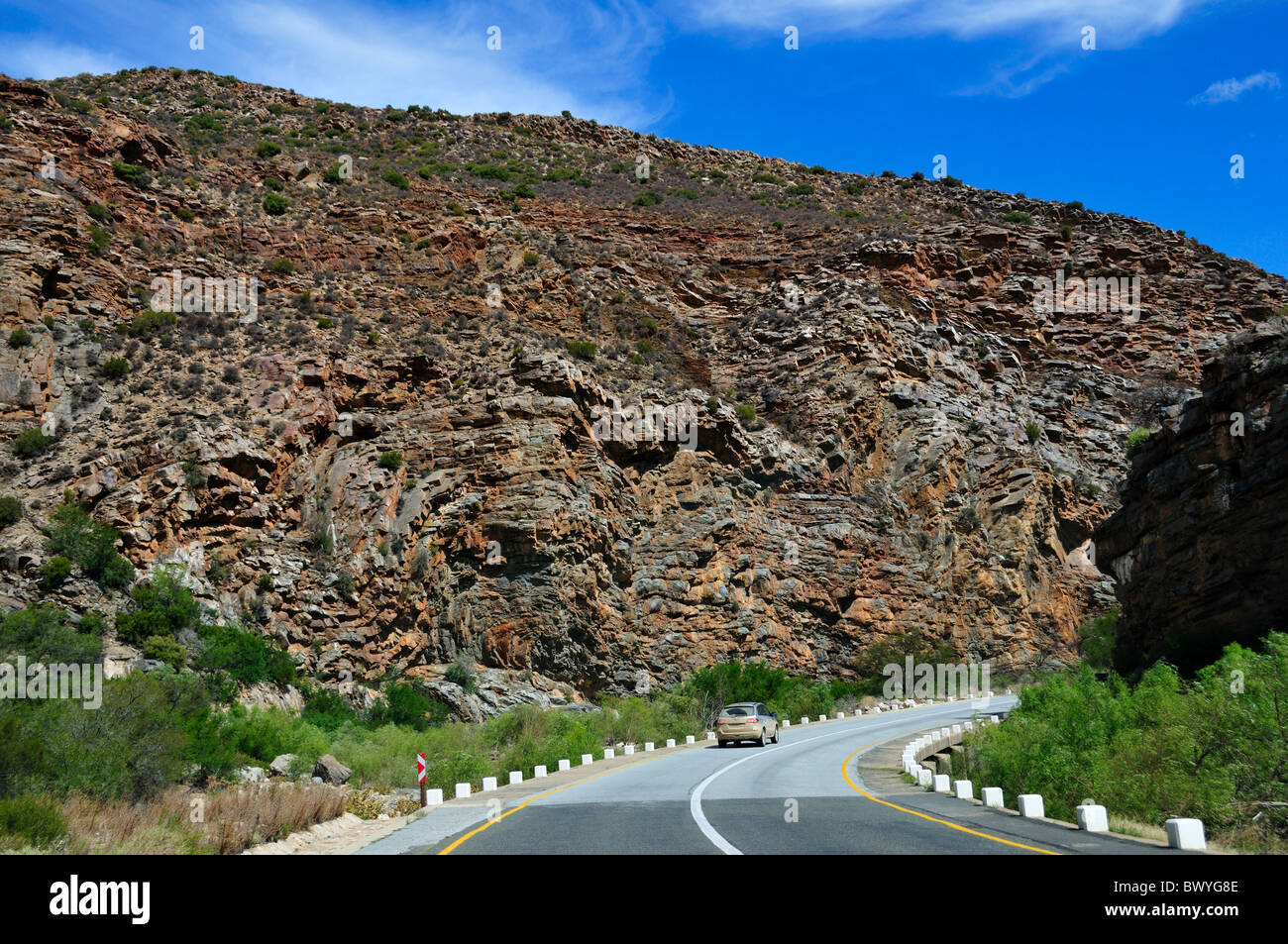 Fahren Sie durch den Swartberg Nature Reserve. Südafrika. Stockfoto