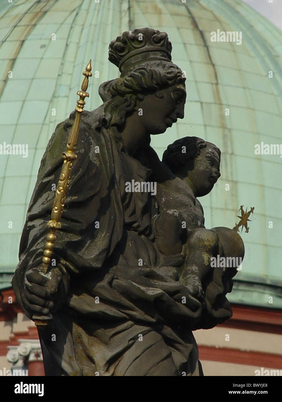 Christentum-Detail-Abbildung der Heiligen Charles Brücke Kind Madonna Maria Skulptur Prag religiös s. Stockfoto Christentum-Detail-Abbildung der Heiligen Charles Brücke Kind Madonna Maria Skulptur Prag religiös s. Stockfoto