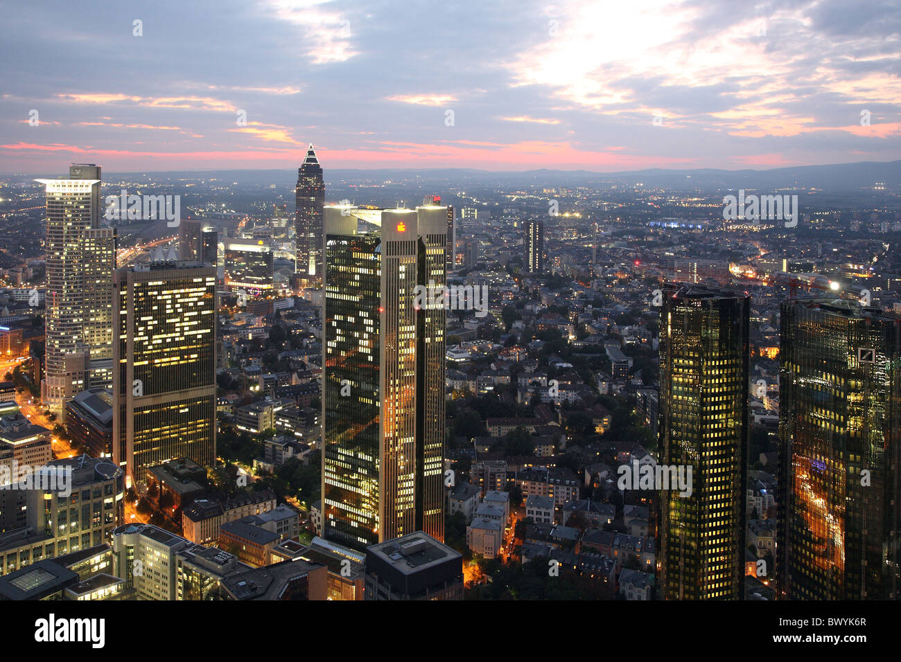 Skyline von financial District und Messeturm, Frankfurt Am Main, Deutschland Stockfoto