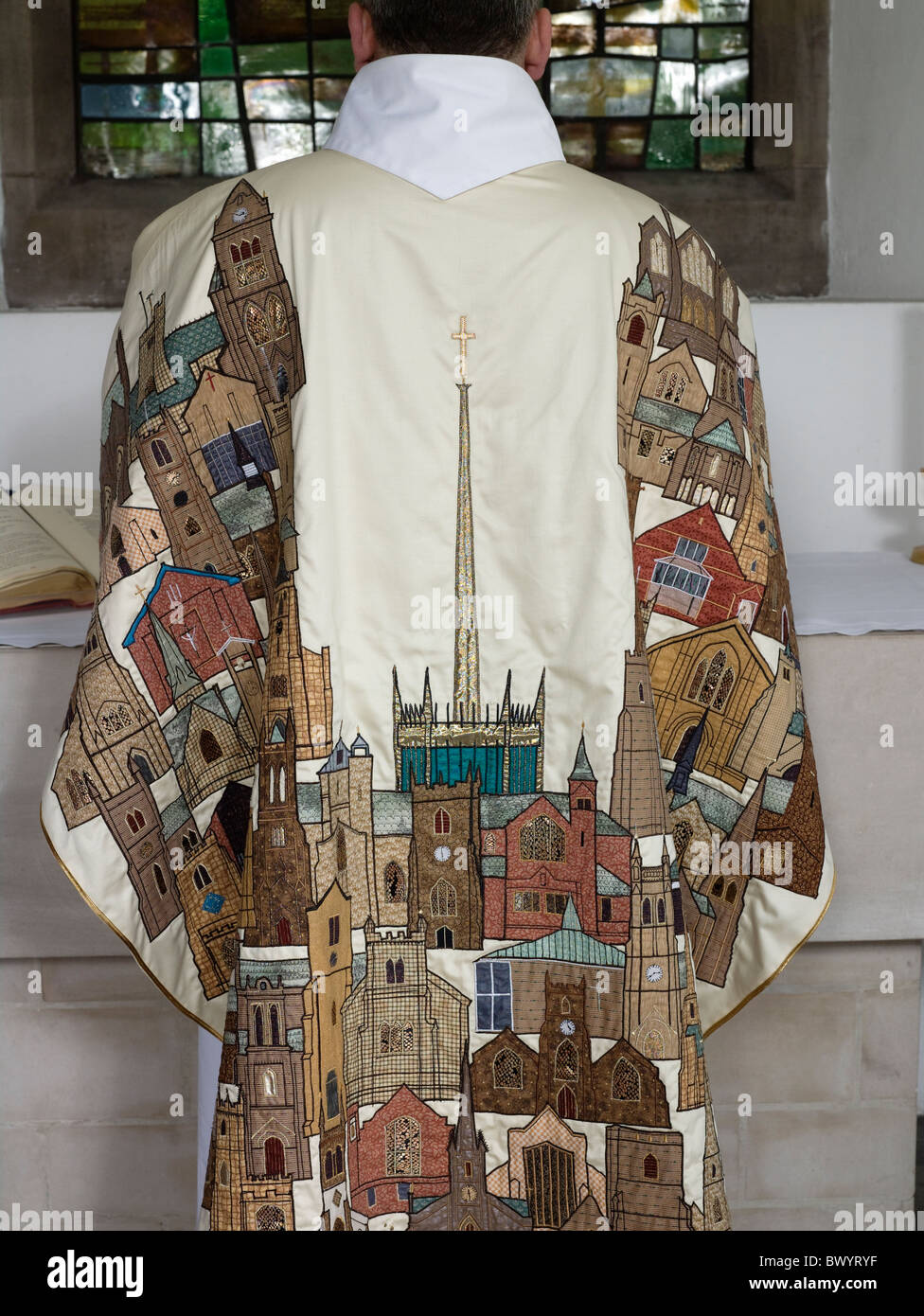 Blackburn Kathedrale bestickt Kasel (kirchliche Robe) von Jo Ratcliff Stockfoto