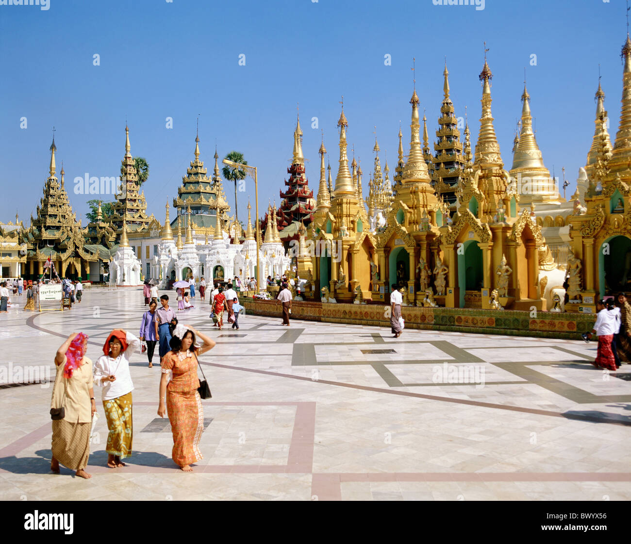 Architektur Asien außerhalb Burma Asien Buddhismus Gläubigen Gläubiger goldene Kultur Myanmar kein Model release Stockfoto