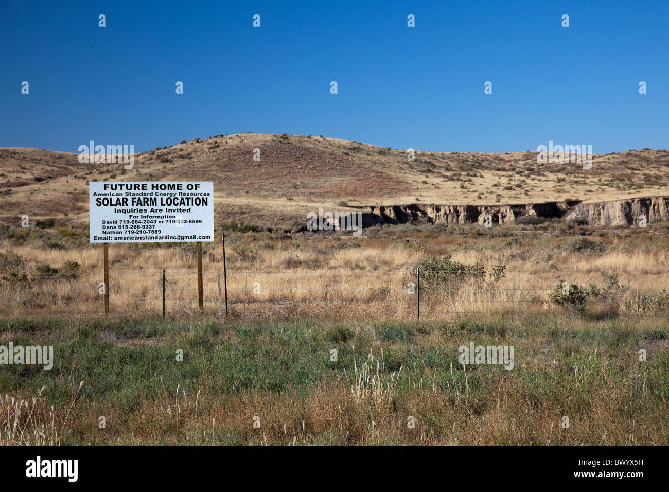 Pinon, Colorado - kündigt ein Zeichen einer zukünftigen Solarpark. Stockfoto