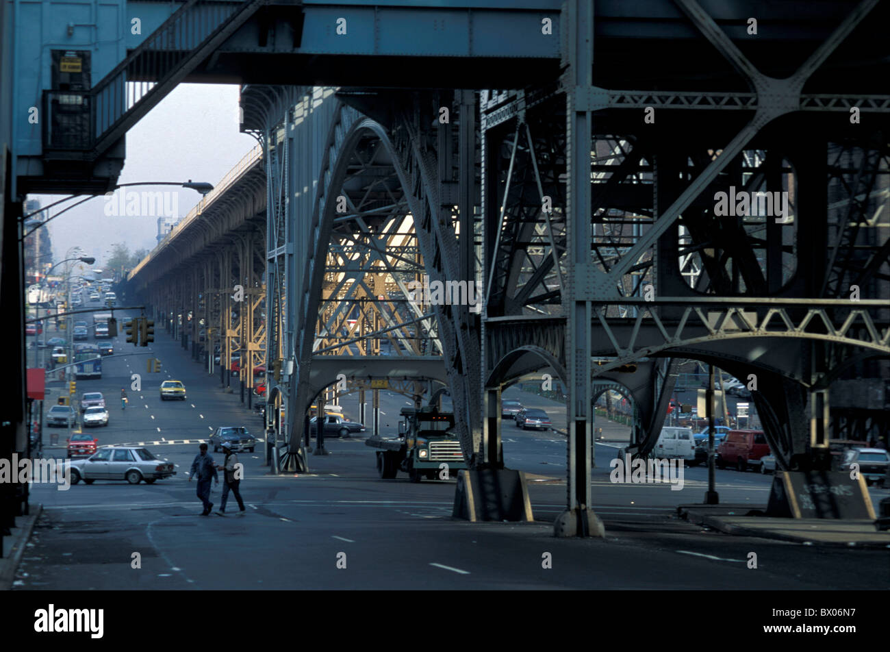 125th Street Brücke Broadway Hochbau Stadt Autobahn New York Street in Harlem Stadt Verkehr USA Stockfoto