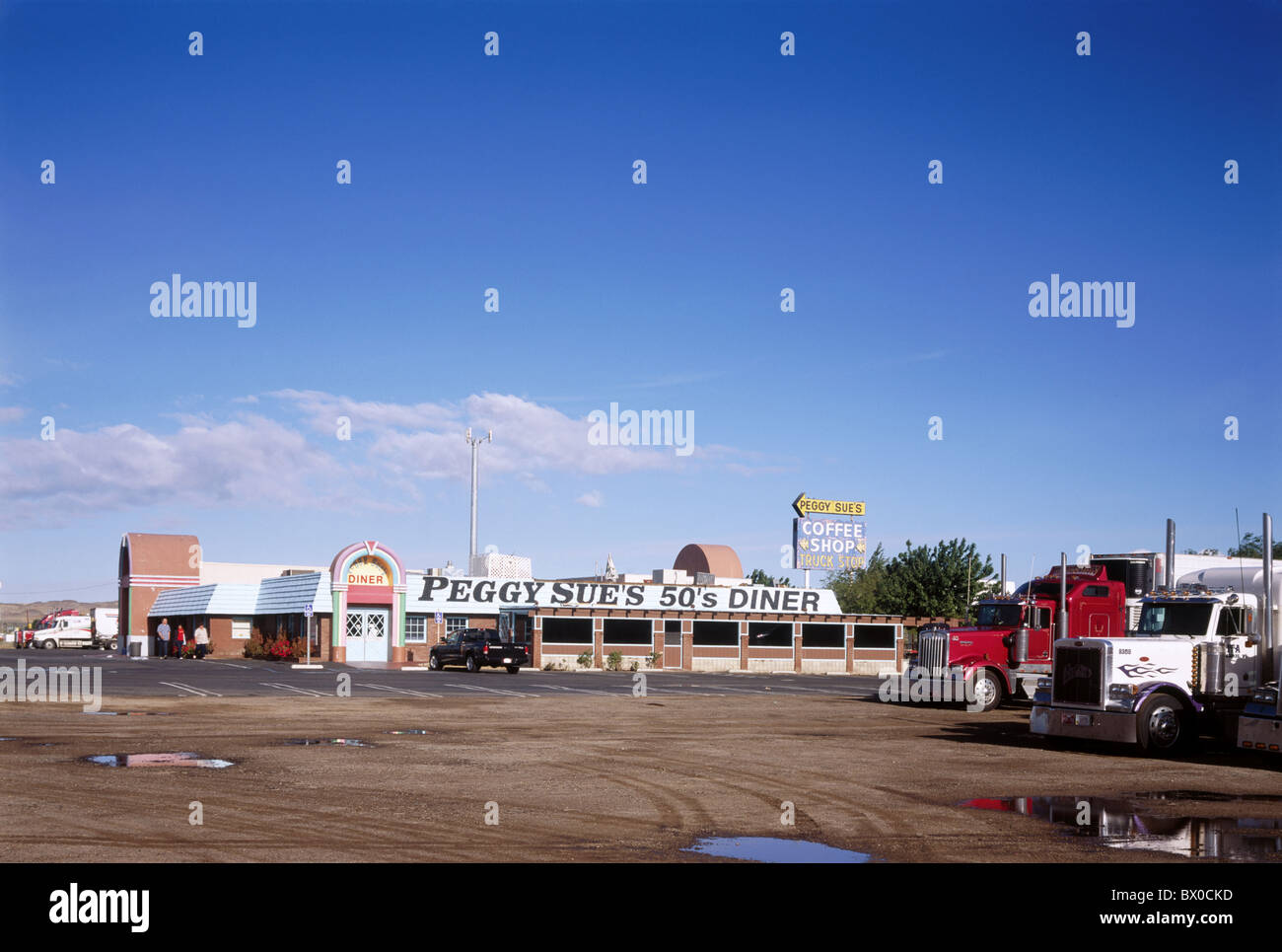 Barstow Kalifornien California Food außerhalb Restaurant Gasthaus Lebensstil Peggy Sue'' s Mittagessen Abendessen USA Amer Stockfoto