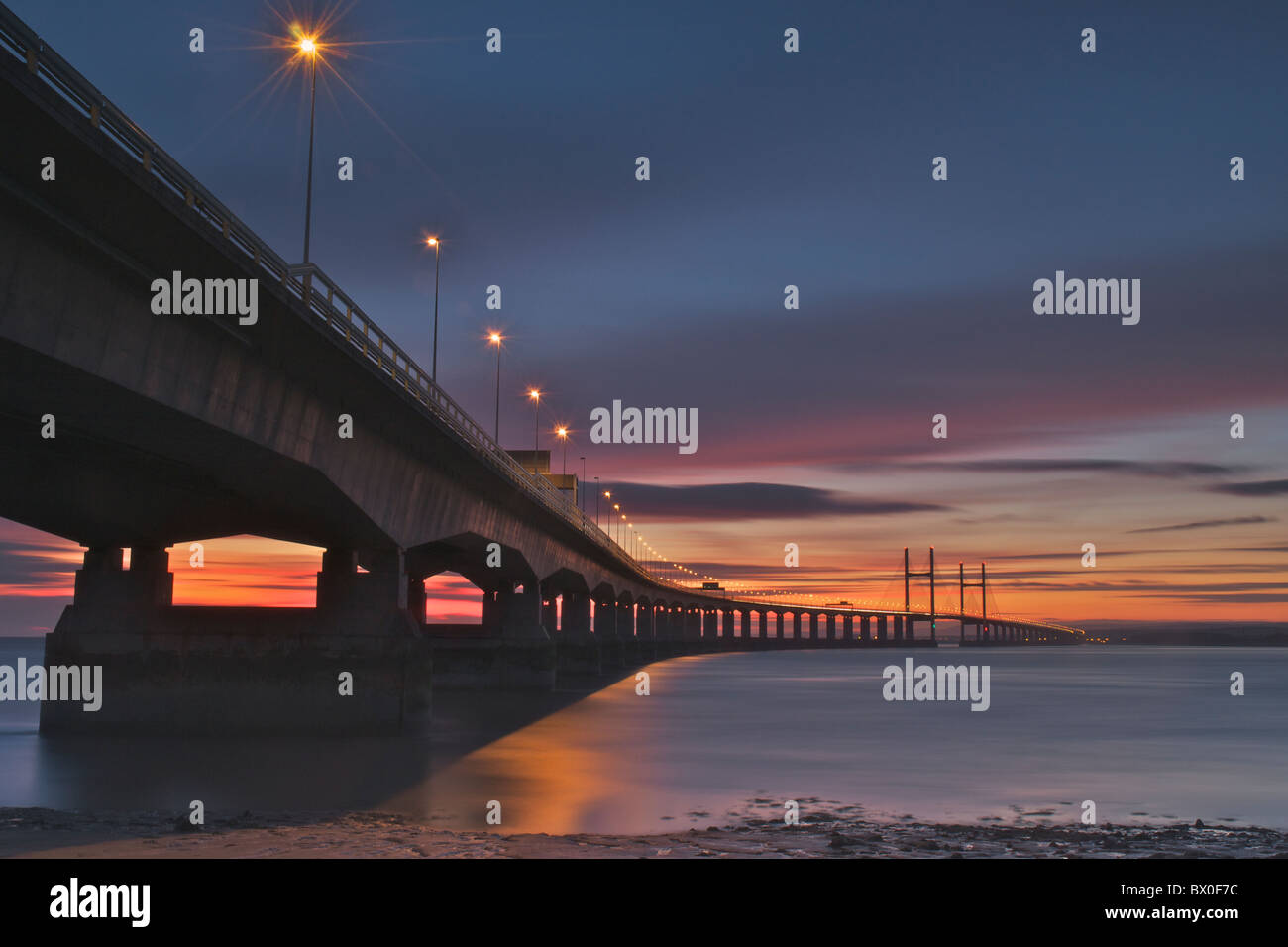 Neue Severn-Brücke in Herbst Sonnenuntergang Stockfoto