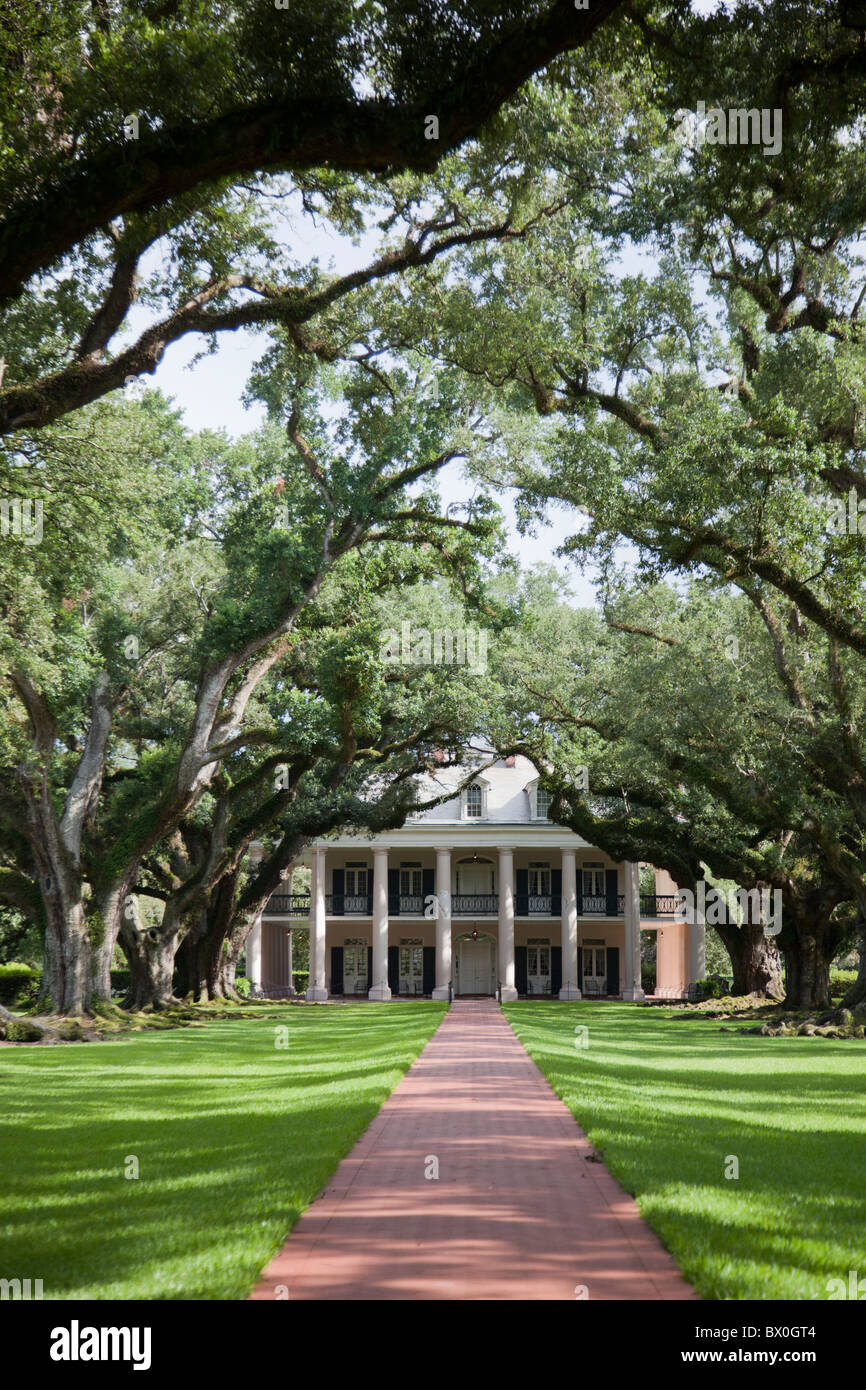 Zwischen New Orleans und Baton Rouge, und auf dem Mississippi River liegt Oak Alley Plantation, jetzt eine historische Tourenziel. Stockfoto