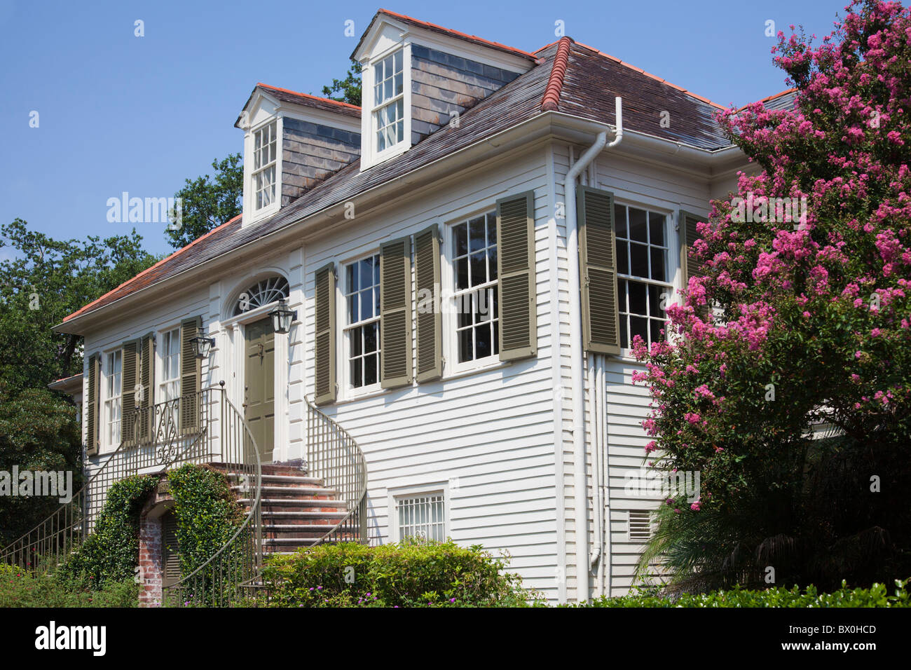 Der Garden District von New Orleans, einer National Historic Landmark ist bekannt für seine historischen südlichen Villen. Stockfoto