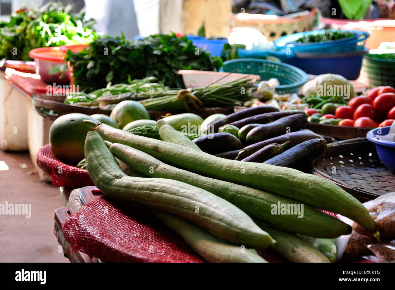 Gemüse für den Verkauf auf dem Markt in Cham Island außerhalb von Hoi an, Vietnam Stockfoto