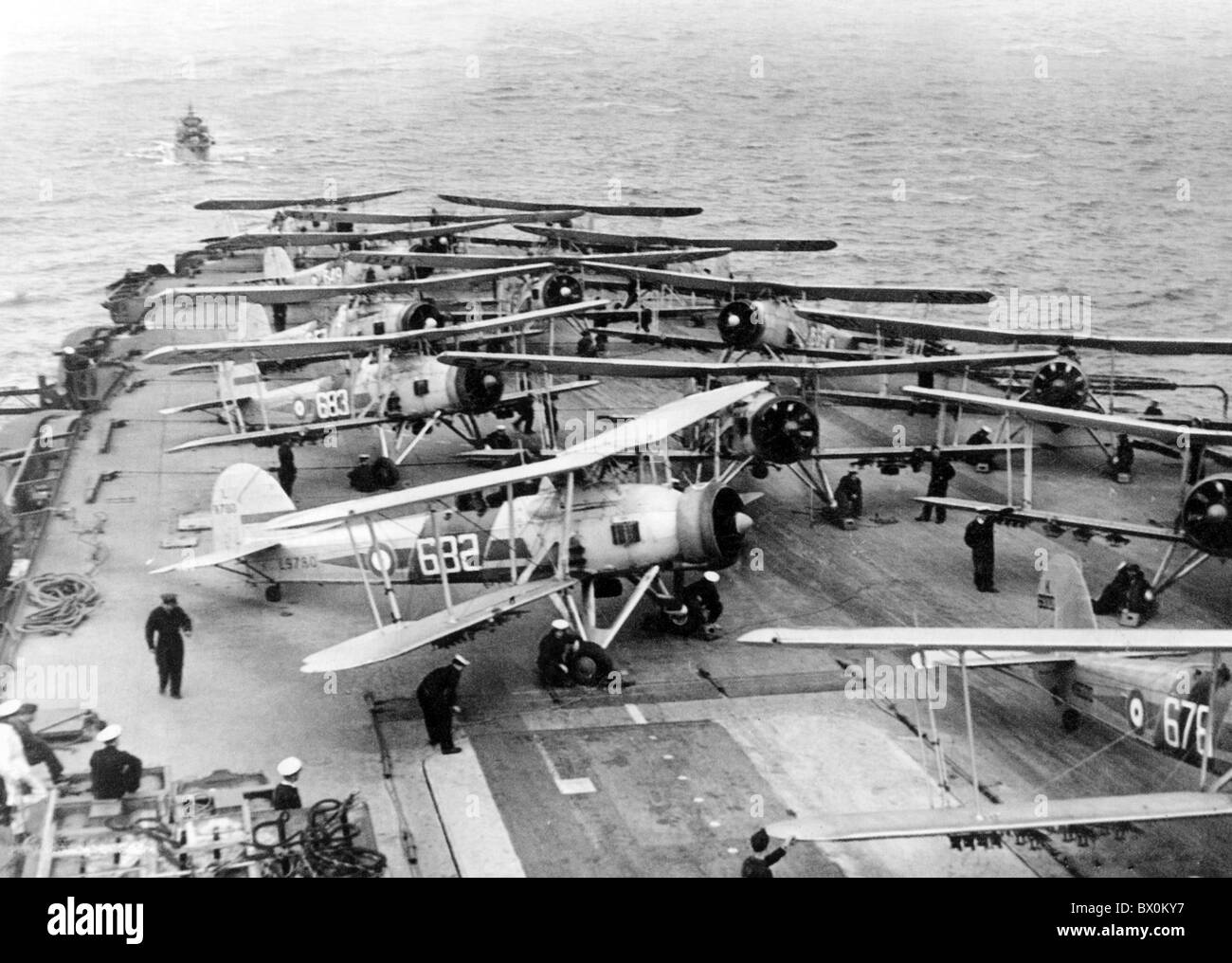 SWORDFISH-Flugzeuge an Bord der HMS illustre über 1938 Stockfoto