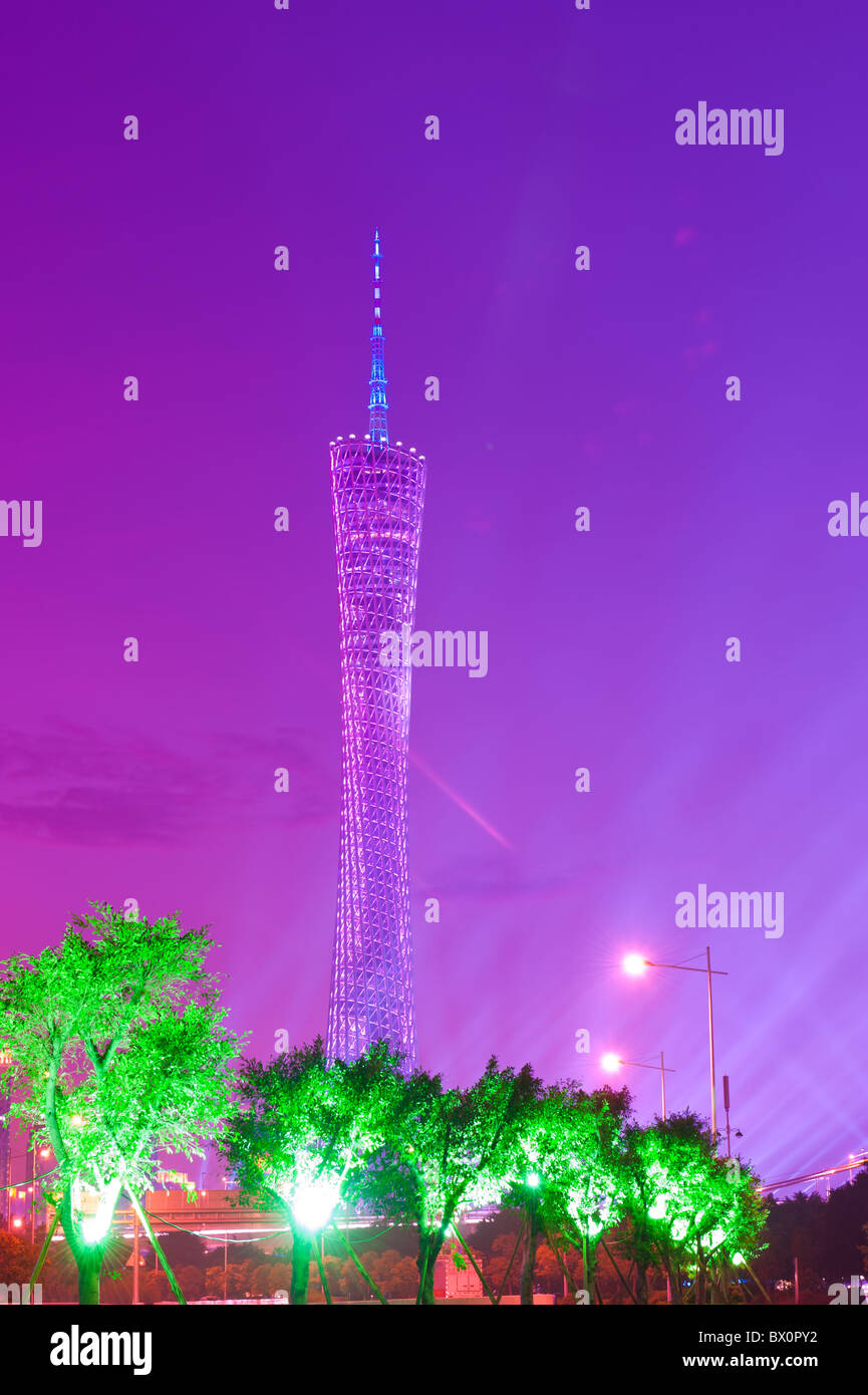 Nachtaufnahme des Guangzhou tower Stockfoto