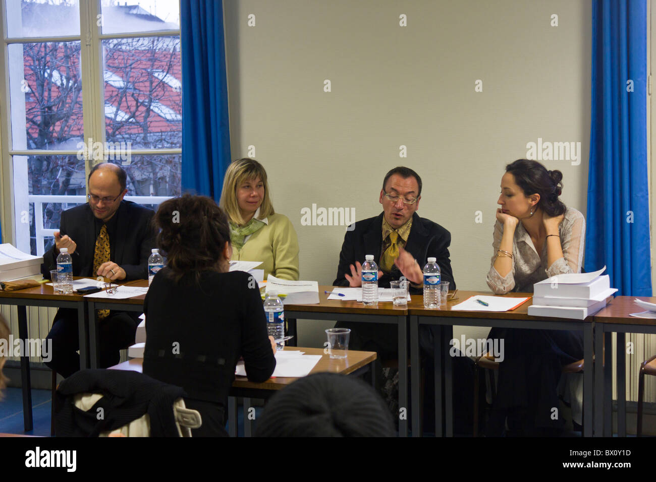 Doktorand beginnen untersuchten Jury, Universität Paris, Sorbonne, Paris, Frankreich Stockfoto