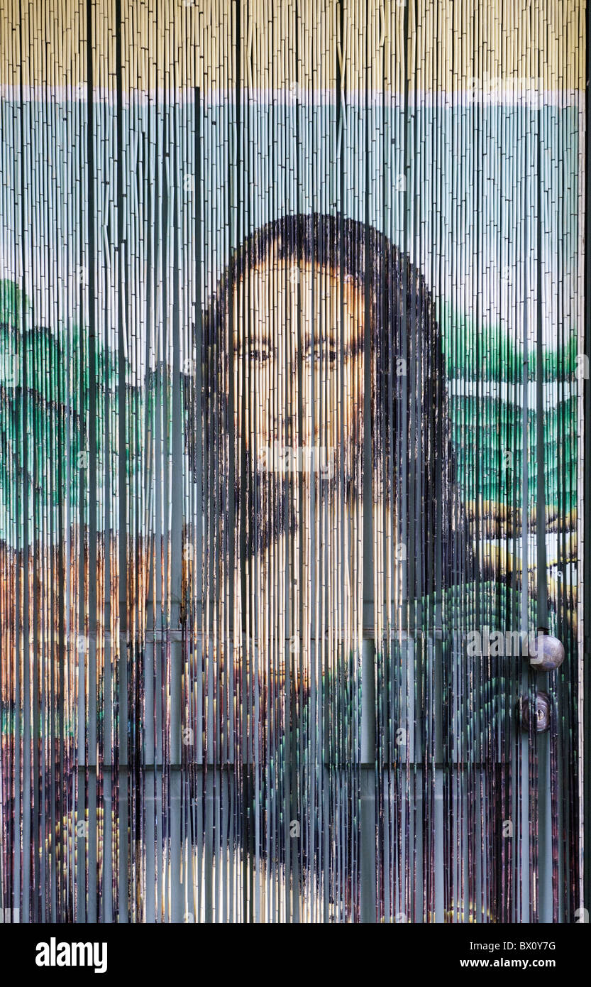 Leonardo da Vinci's Mona Lisa in Form von einem Perlenvorhang im La Villita Arts Village, San Antonio, Texas, USA Stockfoto