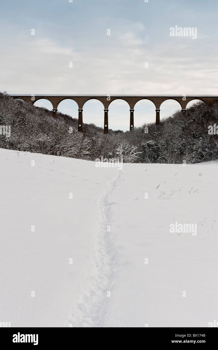 Hownsgill-Viadukt im Winter. Stockfoto