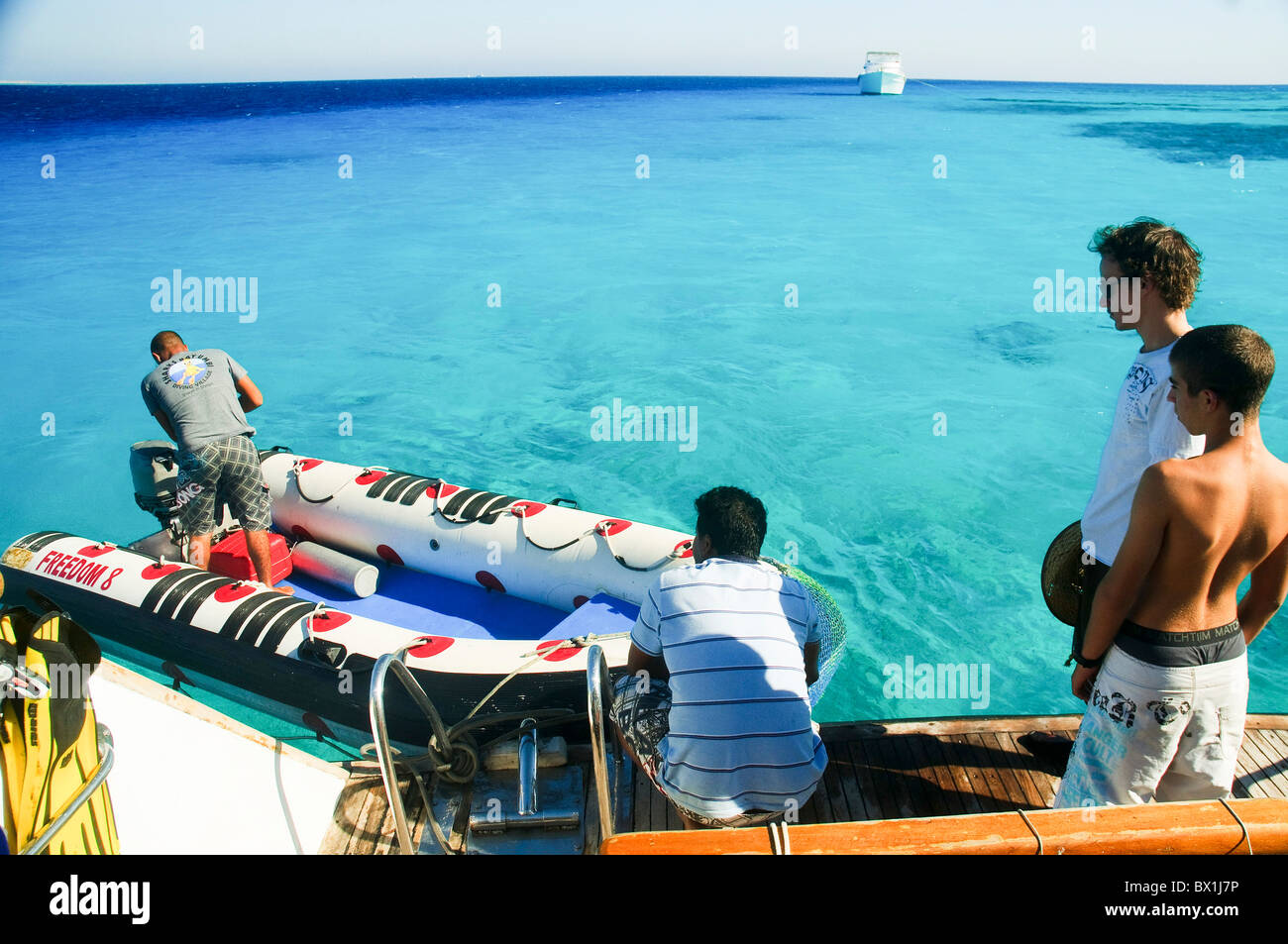 Ägypten, Sinai, Red Sea Diving Safari das Tauchboot und Schlauchboot Stockfoto