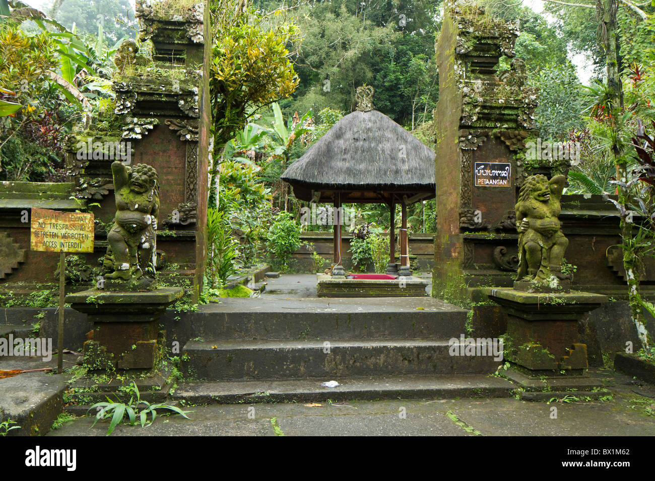 Hindu Tempel der Pura Luhur Batukaru an den Hängen des Vulkans Gunung Batukaru Stockfoto