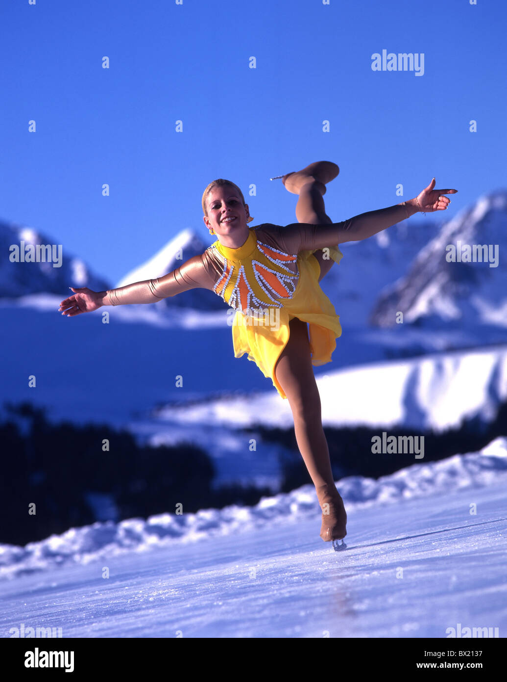 Figure Skating Skaten Kür Eis Frau Berge Alpen Wintersport Wintersport Arosa Graubünden Gra Stockfoto