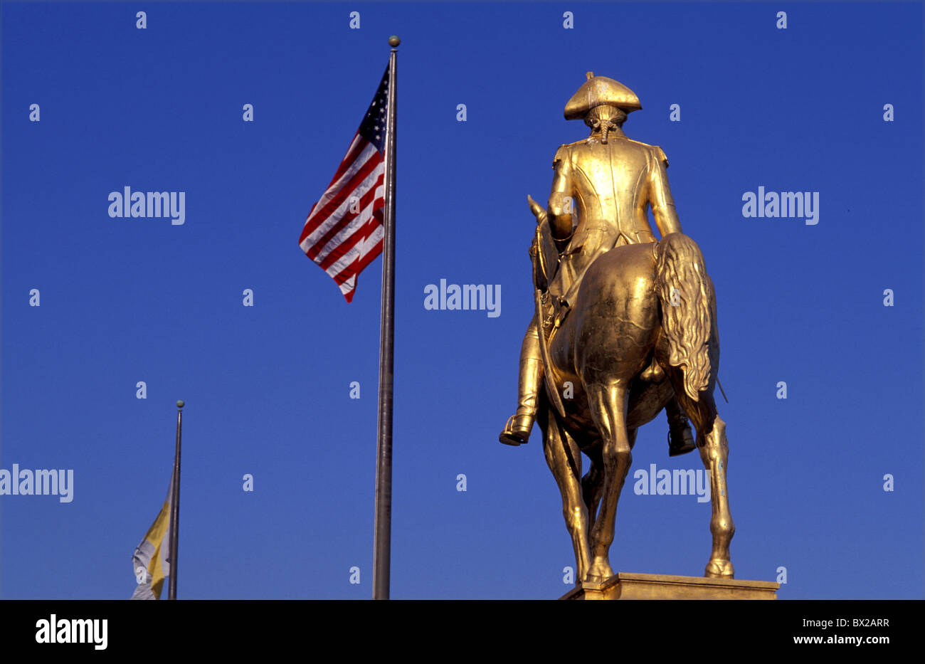 Fahrer goldene Skulptur amerikanische Flagge banner Fahne Philadelphia Museum der Kunst Philadelphia Pennsylvania USA Un Stockfoto