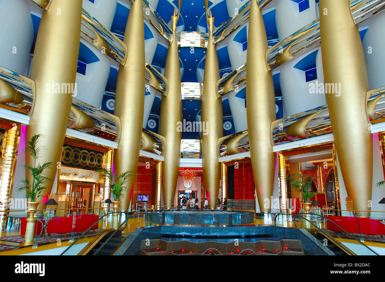 Burj Al Arab Hotel Lobby Im Inneren Luxus Spalten