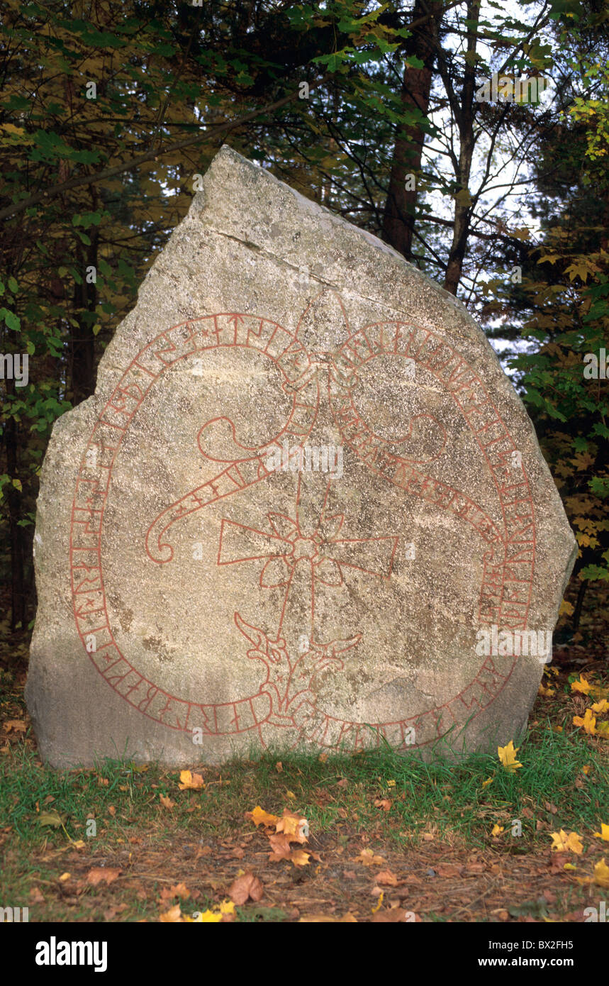 Zeichnung Zeichnungen historische Geschichte Mittelalter Rock Runenstein Geschichte Schweden Europa Symbol Symbole Uppla Stockfoto