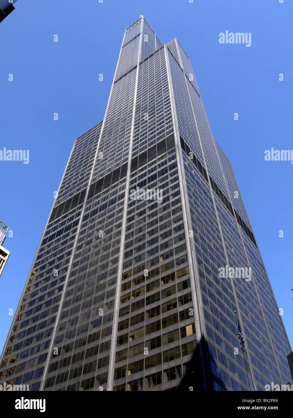 Chicago, Willis Tower von unten betrachtet Stockfoto
