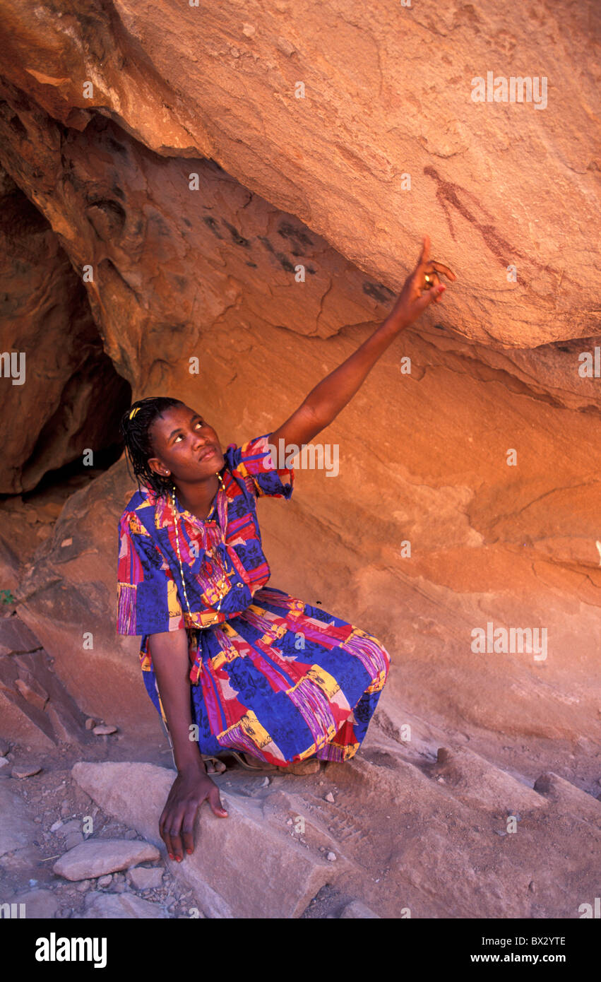 Afrikanische Kunst Namibia Afrika Petroglyphen Rock zeigt Twyfelfontein Frau Stockfoto