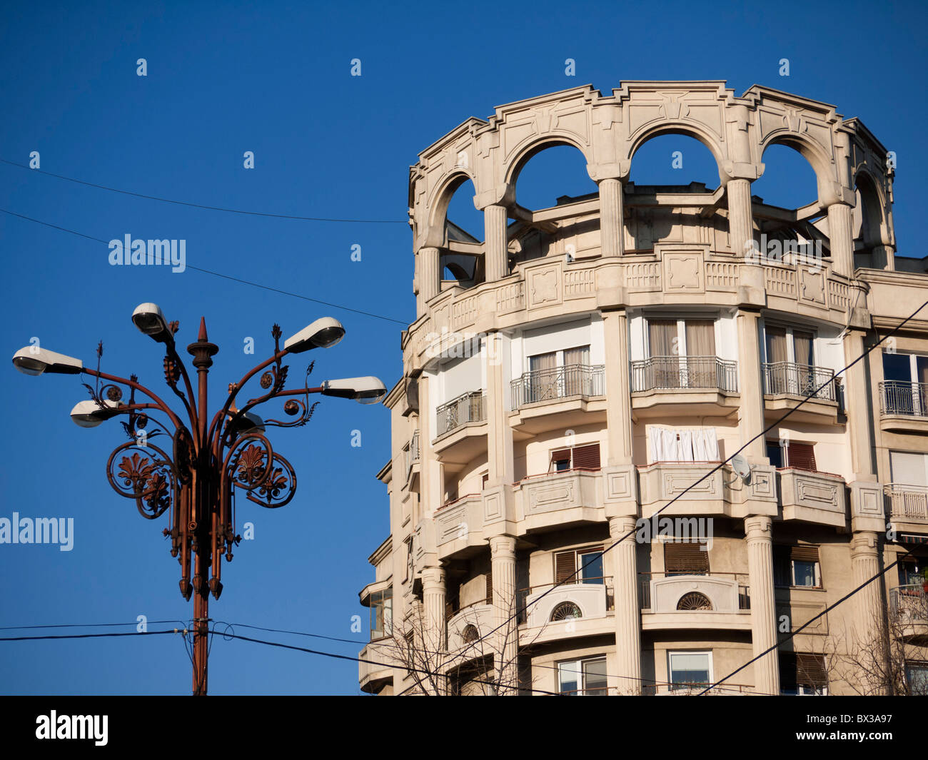 Kommunistischen Ära Wohngebäude auf Boulevard Unirii in Bukarest Rumänien Stockfoto