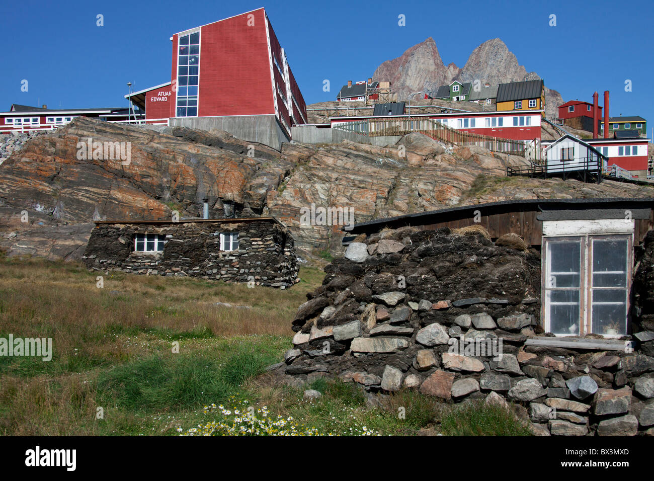 Qarmaq / Qammaq, traditionelle Sod Häuser im Museum in Uummannaq Nord-Grönland, Grönland Stockfoto