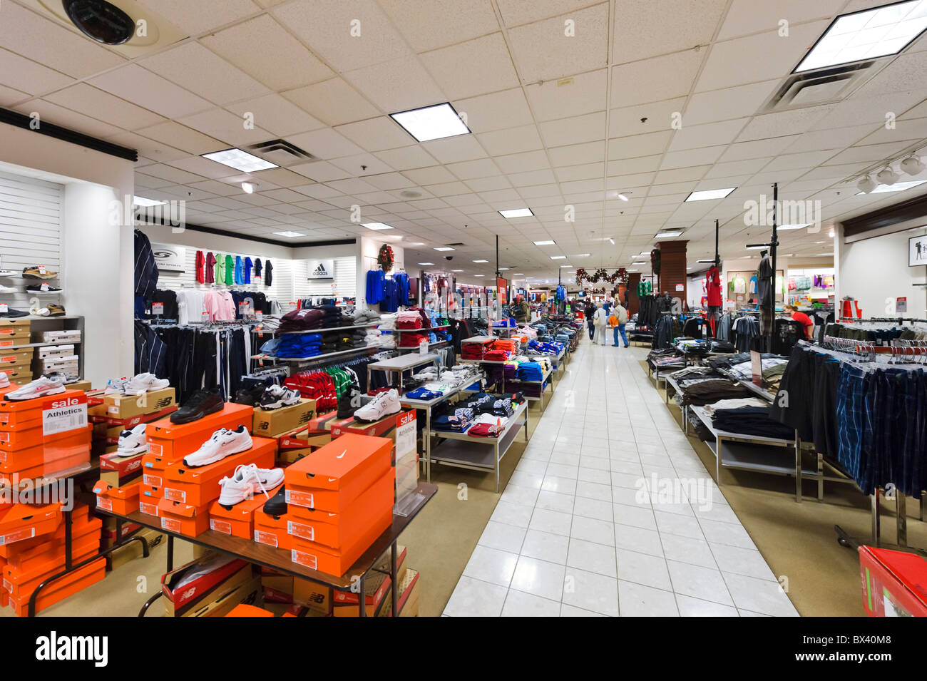 Innenraum eines JCPenney Stores am Eagle Ridge Mall, Lake Wales, Zentral-Florida, USA Stockfoto