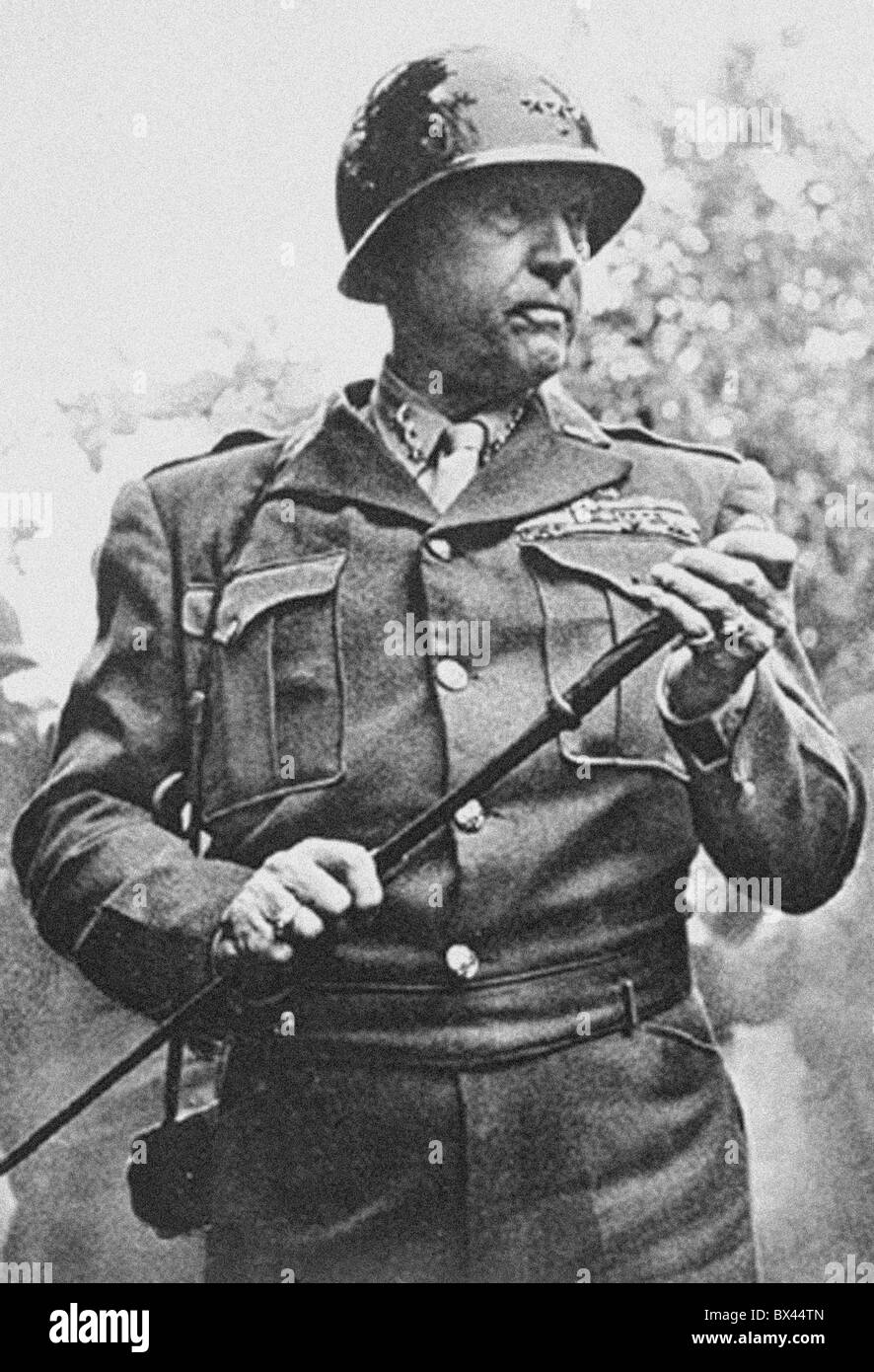 George Patton war ein amerikanischer General im Zweiten Weltkrieg - und wahrscheinlich einer der umstrittensten. Aus den Archiven von Presse Portrait Service (ehemals Presse Portrait Bureau) Stockfoto