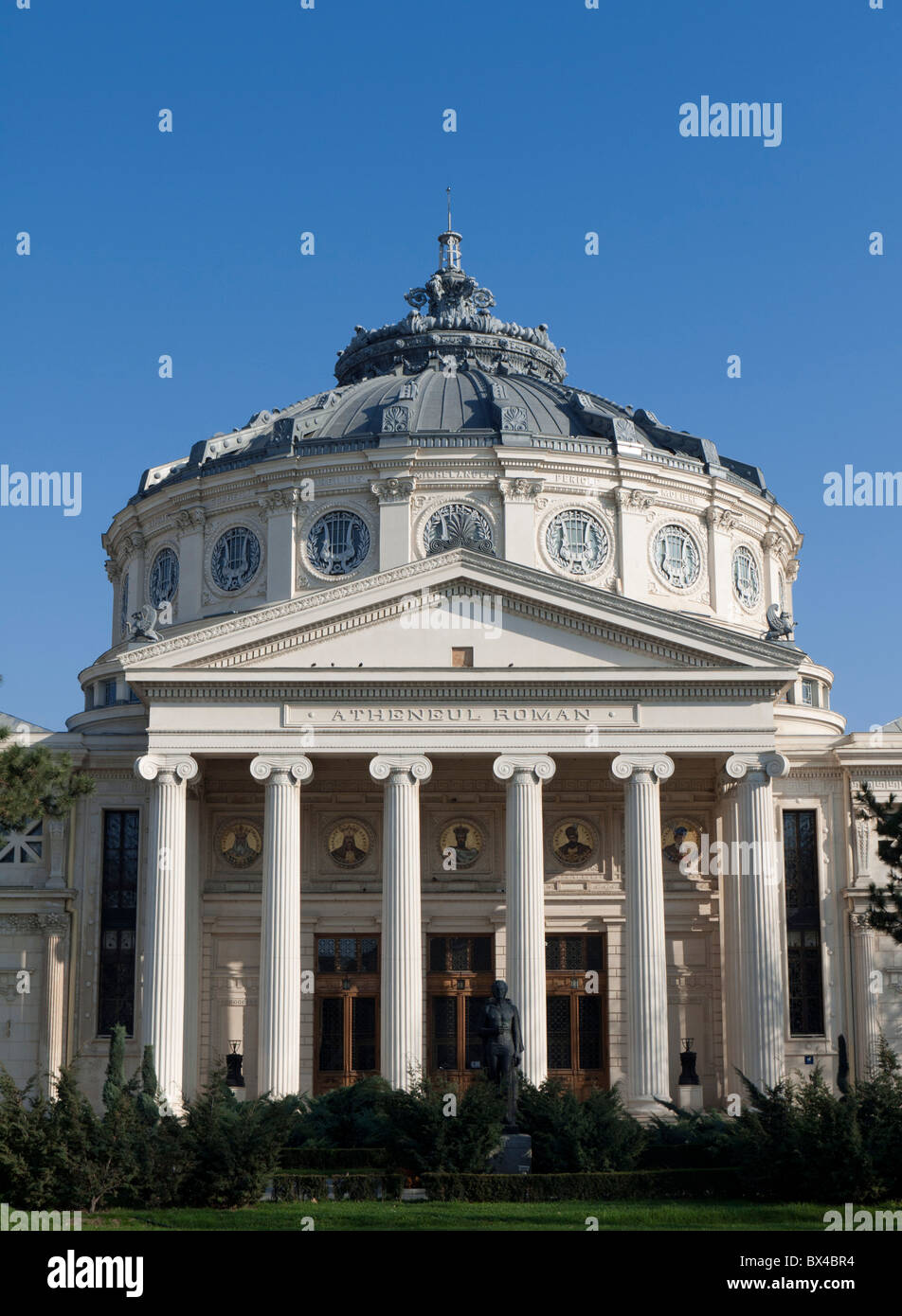 Die rumänischen Athenaeum (Atheneul Roman) in Bukarest Rumänien Stockfoto