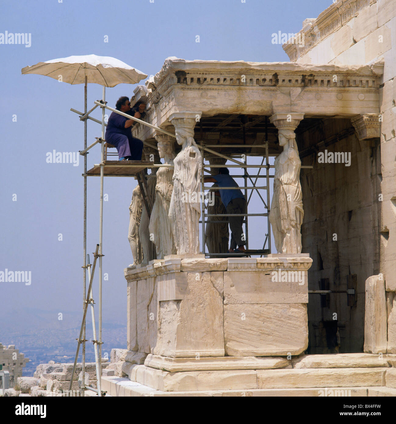 Restaurierung Konservierung Karyatiden Erechtheion Akropolis Akropolis Athen Griechenland Europa Stockfoto