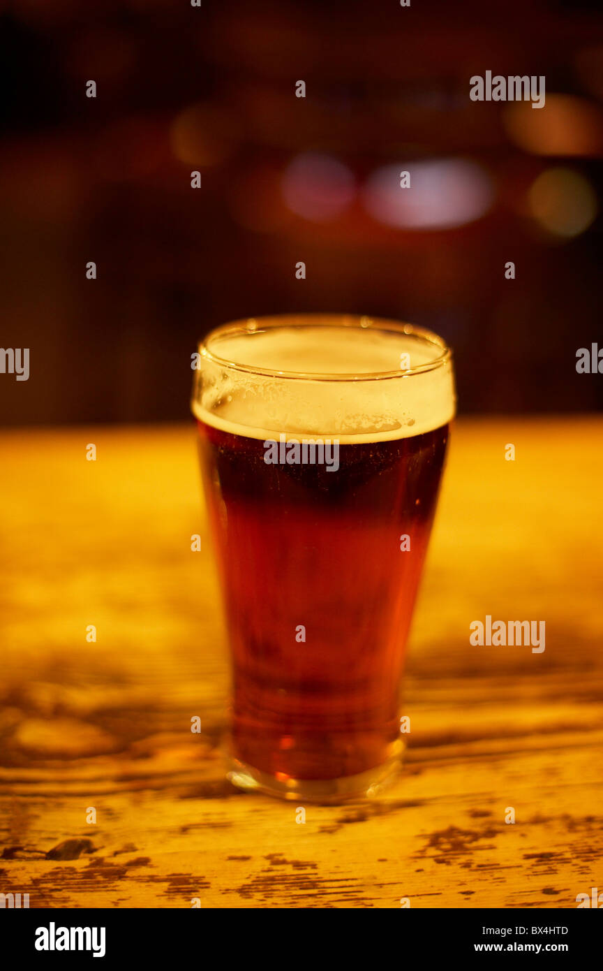 Pint Glas Bier Stockfoto