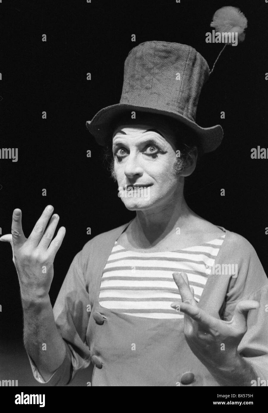 Französischer Schauspieler und Pantomime Marcel Marceau Durchführung in Prag, Juni 1967. CTK Foto/Oldrich Picha Stockfoto