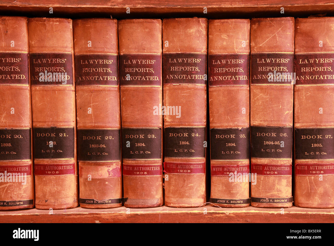 Sammlung von juristischen Studium und Lehre Gesetzesbücher im Museum in Fairbanks, Alaska, USA Stockfoto